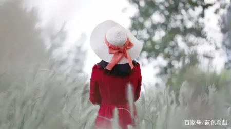 9张漂亮秋景人像示例，总结10个摄影技巧，爱拍照中年女性可参考(秋景人像作品)